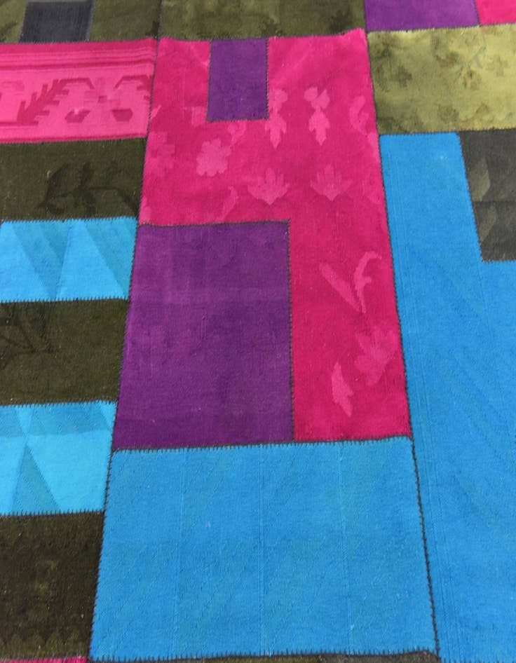 Detail image of  7' 3 x 10'  Hand Woven Patchwork Wool Rug