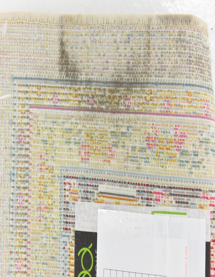 Detail image of  5' 5 x 8' Santiago Rug