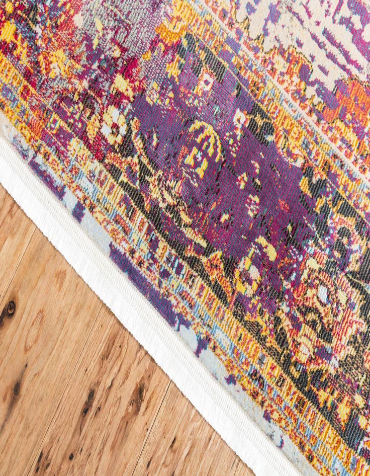 Detail image of  10' x 13' Santiago Rug