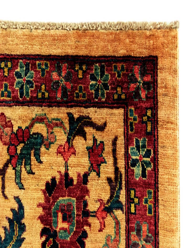 Detail image of  7' 4 x 9' 4 Sara Wool Rug