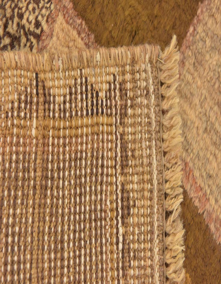 Detail image of 3' 5 x 4' 10 Hand Knotted Shiraz-Gabbeh Persian Wool Rug