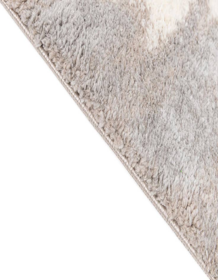 Detail image of 5' 3 x 7' 10 Soft Touch Shag Rug