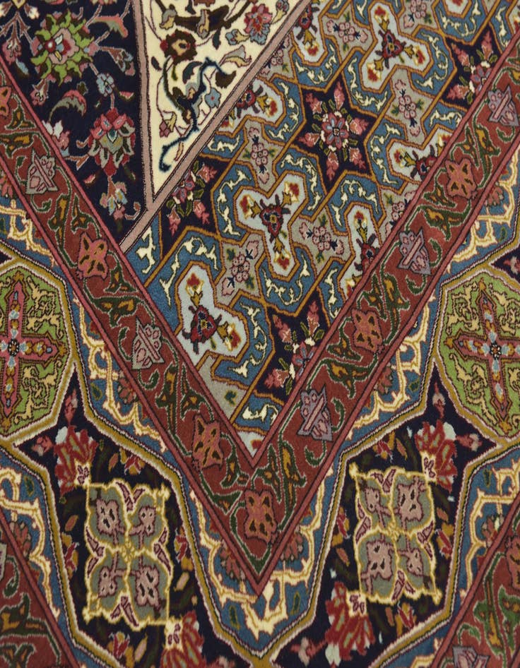 Detail image of  6' 8 x 10' 1  Hand Knotted Tabriz Persian Wool Rug