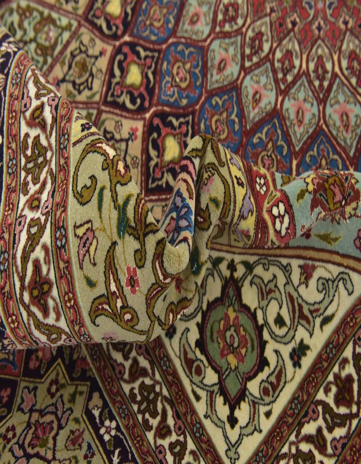 Detail image of  8' 3 x 11' 8  Hand Knotted Tabriz Persian Rug