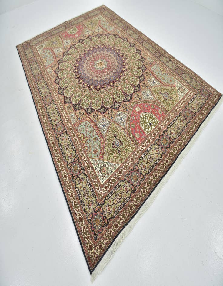 Detail image of  8' 3 x 11' 8  Hand Knotted Tabriz Persian Rug