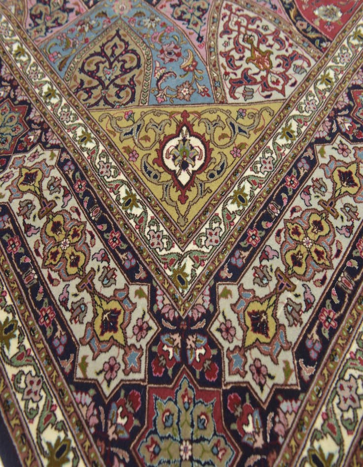 Detail image of  6' 8 x 8' 6  Hand Knotted Tabriz Persian Rug