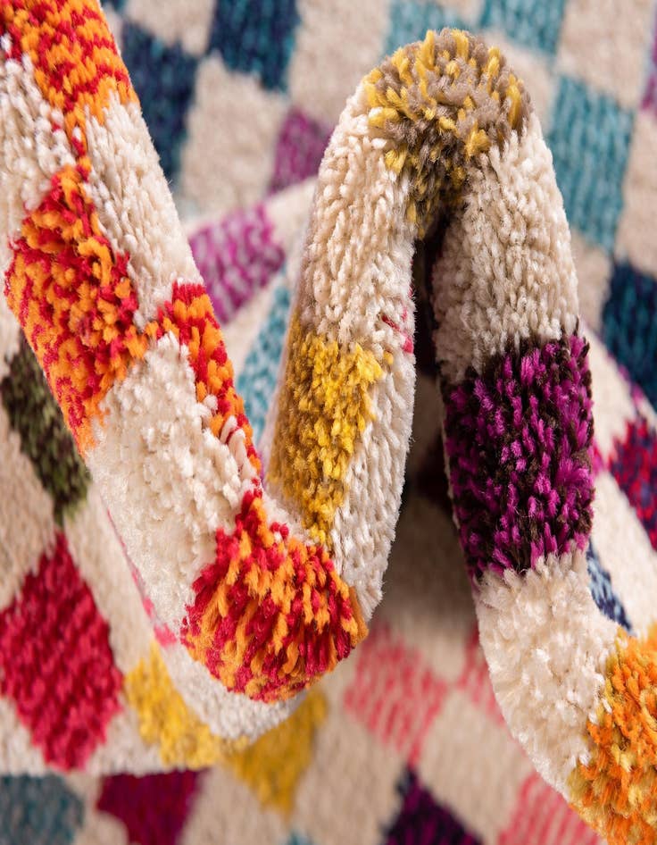 Detail image of  4' x 6'  Washable Theia Rug