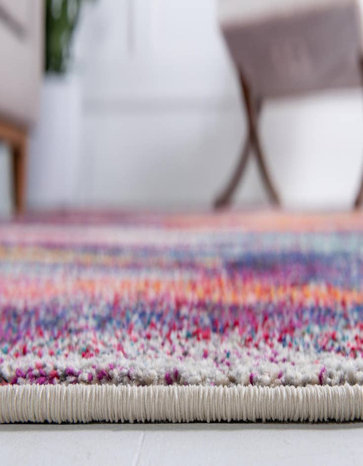 Detail image of  5' x 8'  Washable Theia Rug