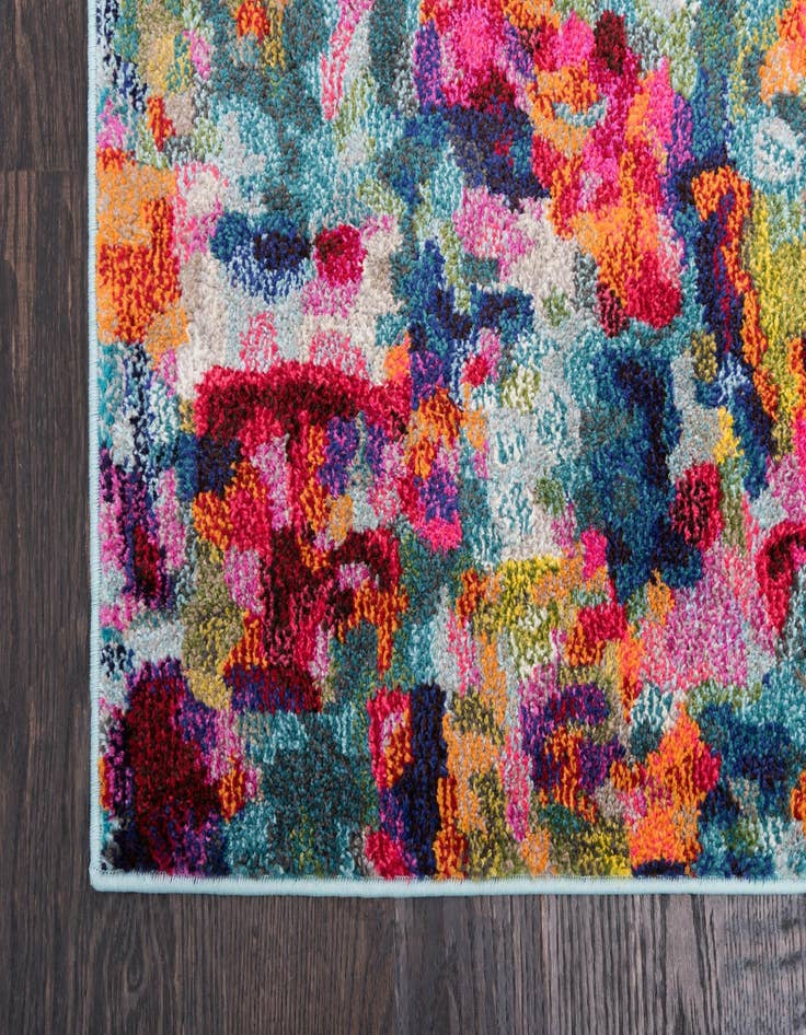 Detail image of  2' x 3'  Washable Theia Rug