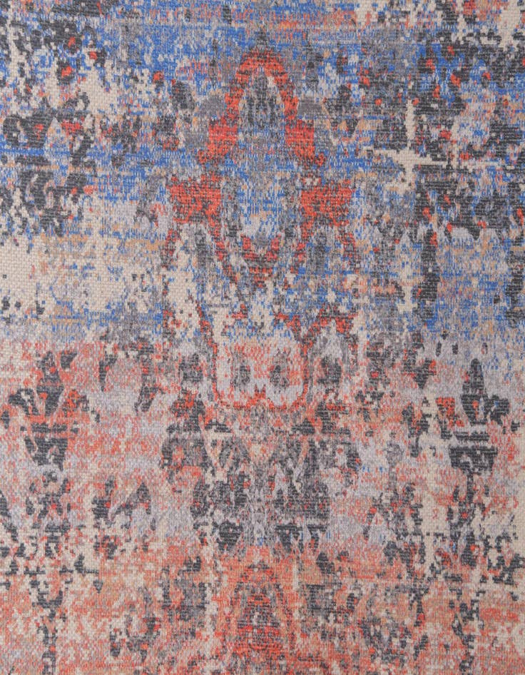 Detail image of  5' x 7' 5 Timeless Rug