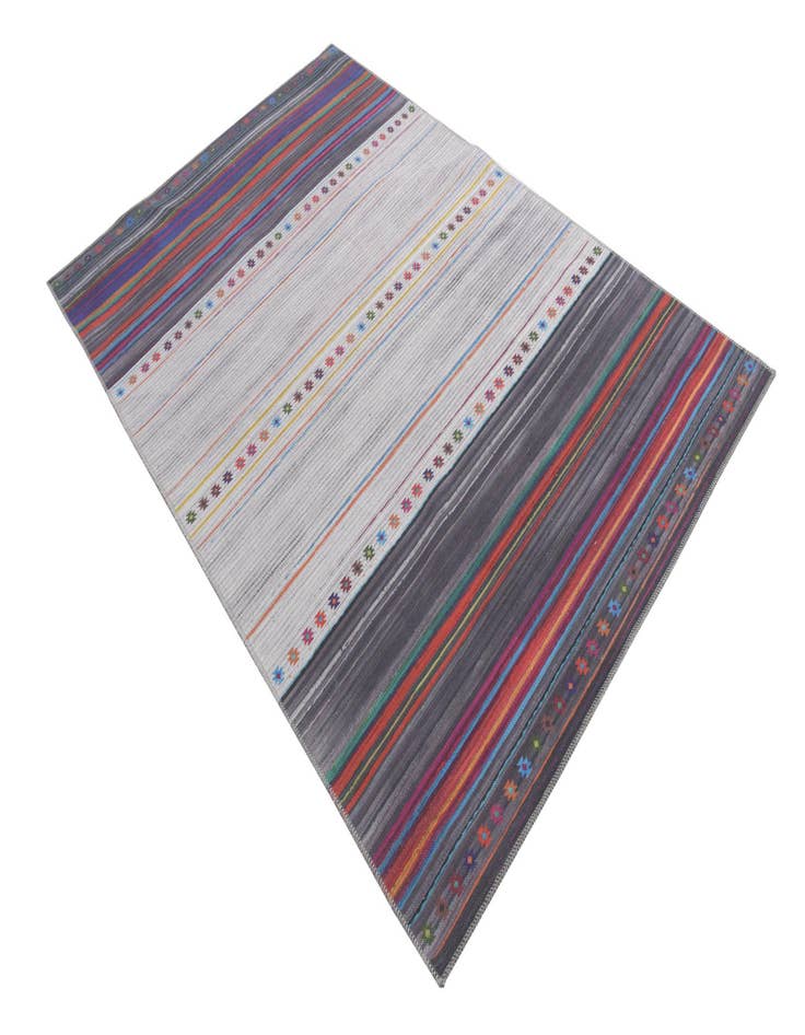 Detail image of  5' x 7' 5 Timeless Rug