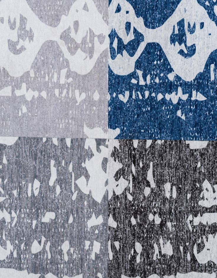 Detail image of  5' 3 x 7' 7 Timeless Rug