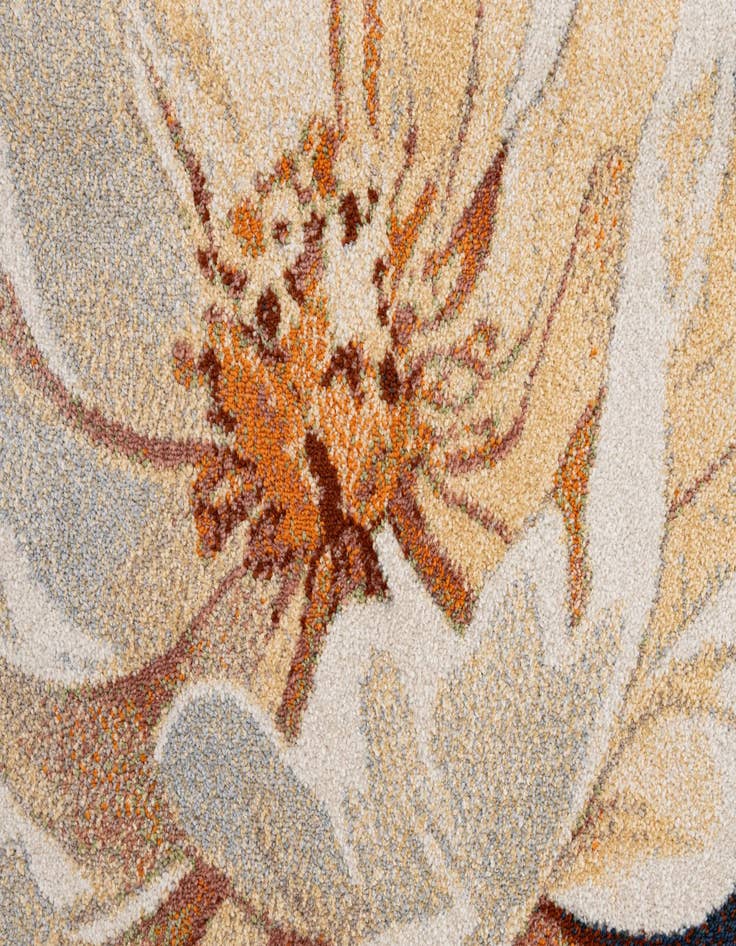 Detail image of  5' x 7' 10 Tuscany Rug