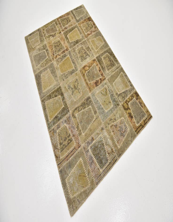 Detail image of  4' x 6'  Hand Knotted Ultra Vintage Persian Wool Rug