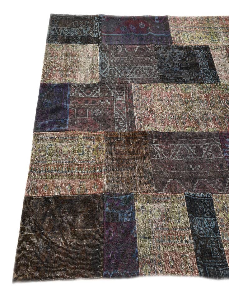 Detail image of  5' 5 x 6' 7  Hand Knotted Ultra Vintage Persian Wool Rug