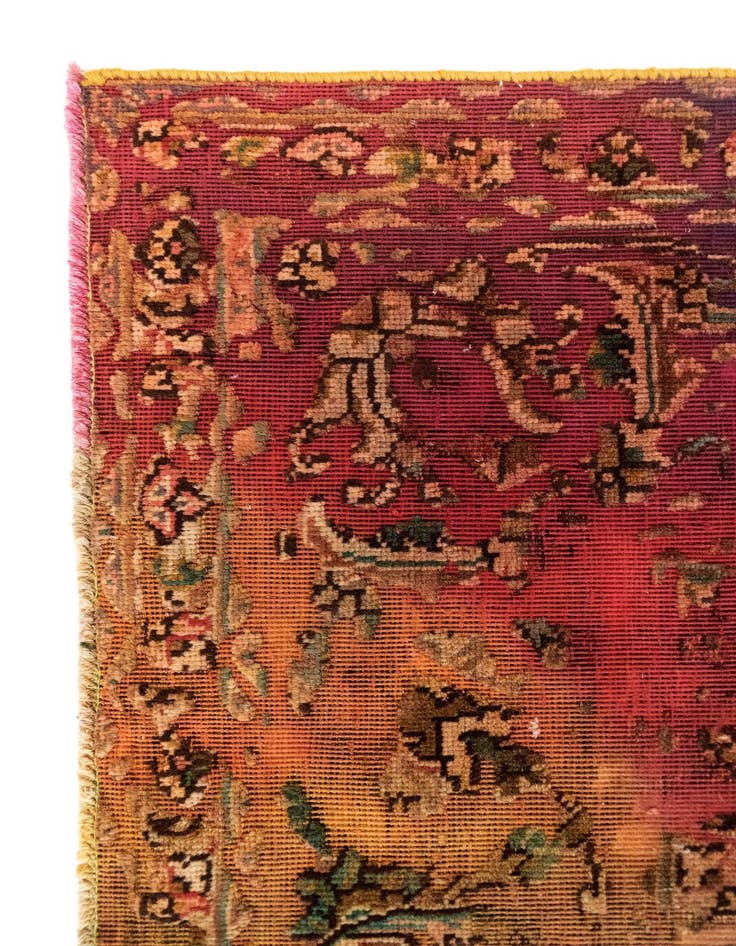 Detail image of  6' 4 x 9' 5 Vintage Royal Wool Rug