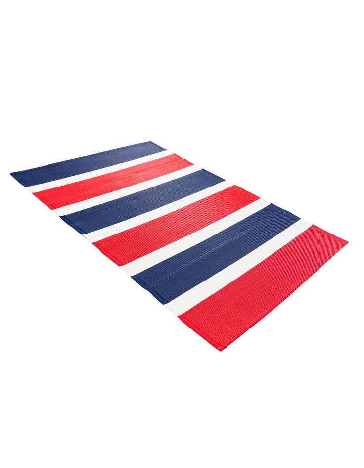 Detail image of  4' x 6'  Washable Vista Breeze Indoor / Outdoor Rug