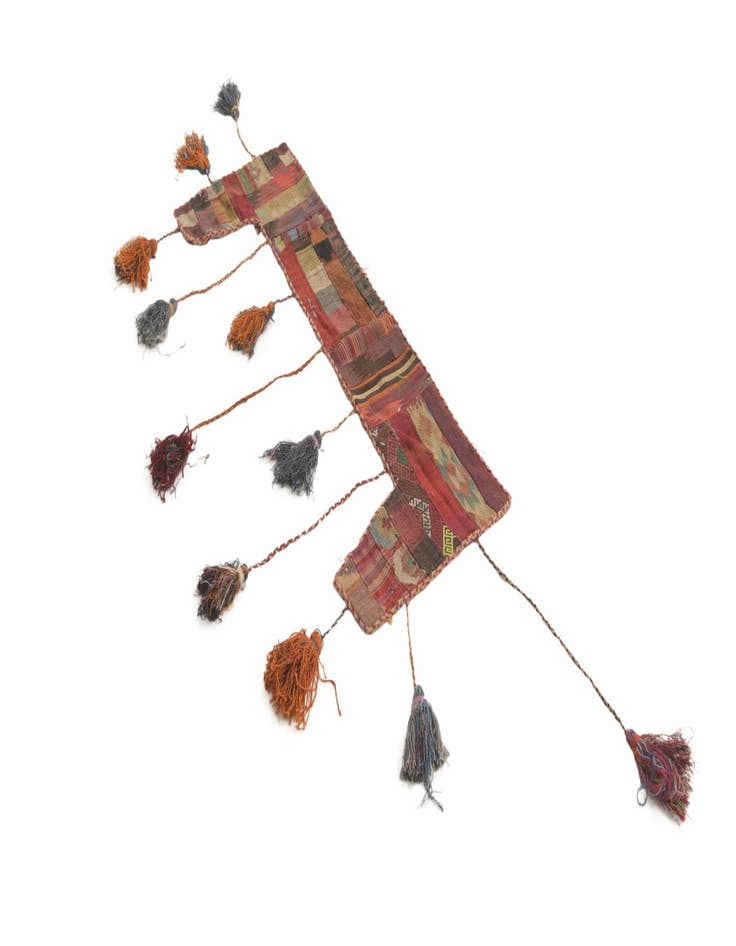 Detail image of  1' 8 x 4' 5  Hand Woven Wall Art Wool Rug