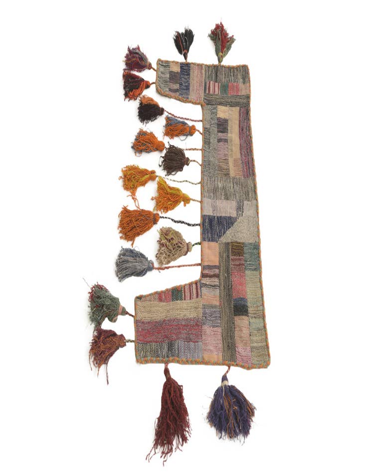 Detail image of  1' 10 x 3' 9  Hand Woven Wall Art Wool Rug