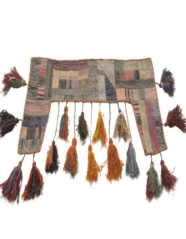 Detail image of  1' 10 x 3' 9  Hand Woven Wall Art Wool Rug