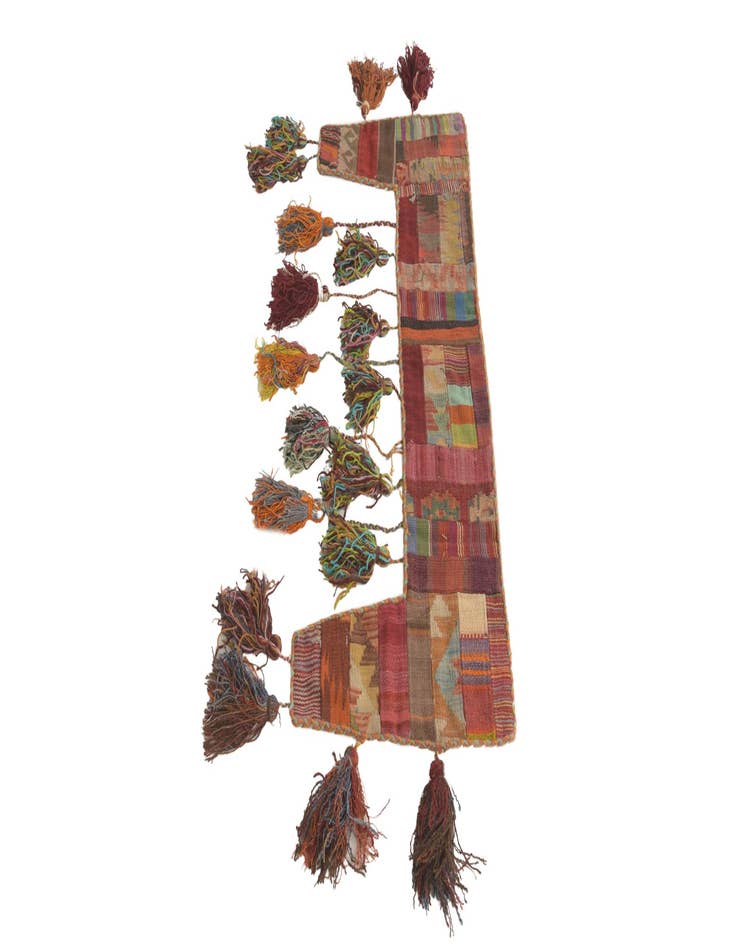 Detail image of 1' 8 x 4' 4 Hand Woven Wall Art Wool Rug