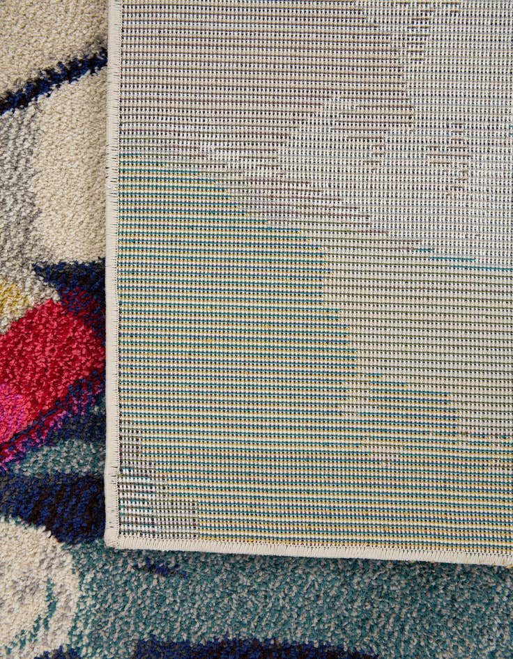 Detail image of  4' 10 x 8' Zoey Rug