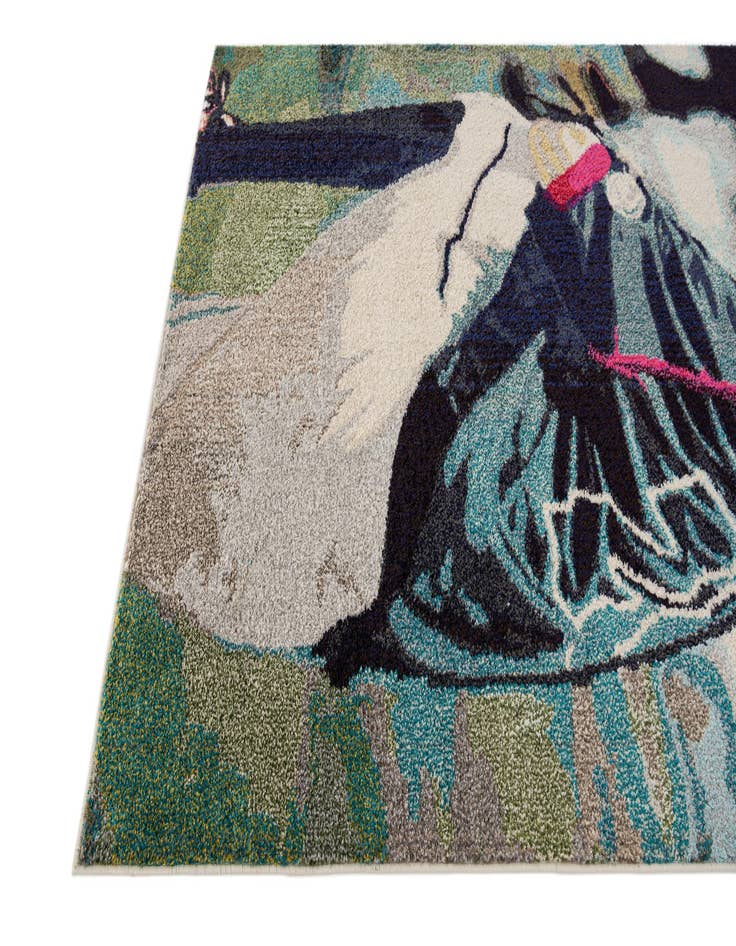 Detail image of  4' 10 x 8' Zoey Rug