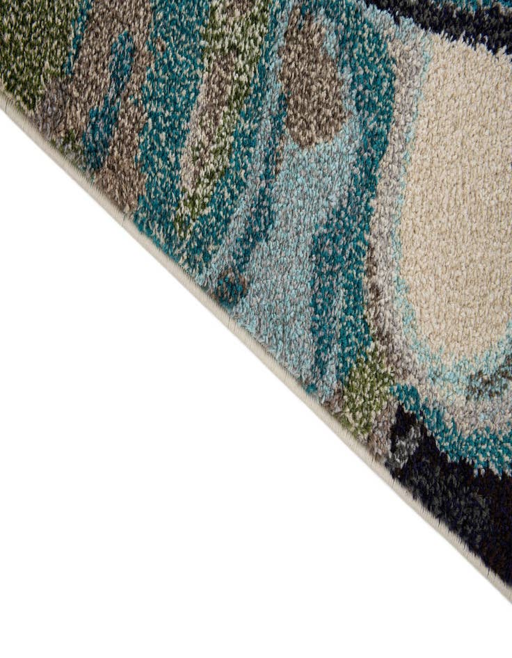 Detail image of  4' 10 x 8' Zoey Rug