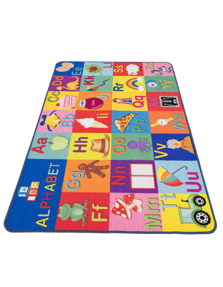 Detail image of  3' 3 x 5' 4 Zoey Rug