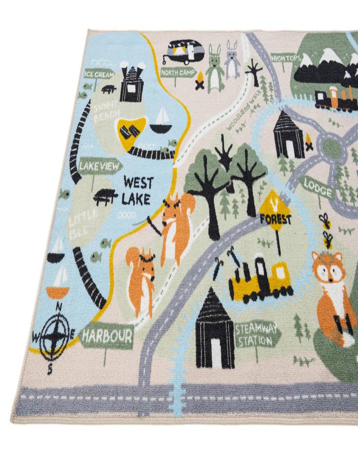 Detail image of  3' 3 x 4' 4 Zoey Rug