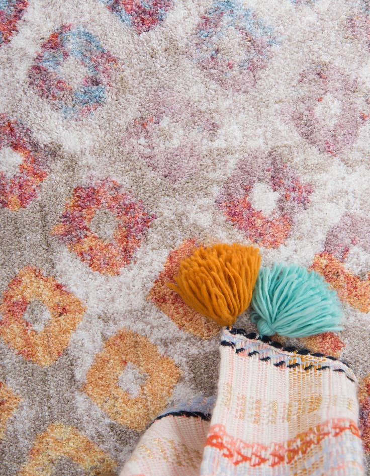 Detail image of  3' 3 x 3' 3 Andromeda Round Rug