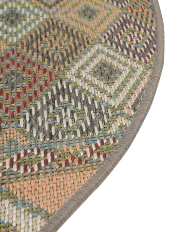 Detail image of  5' 3 x 5' 3  Washable Baja Indoor / Outdoor Round Rug
