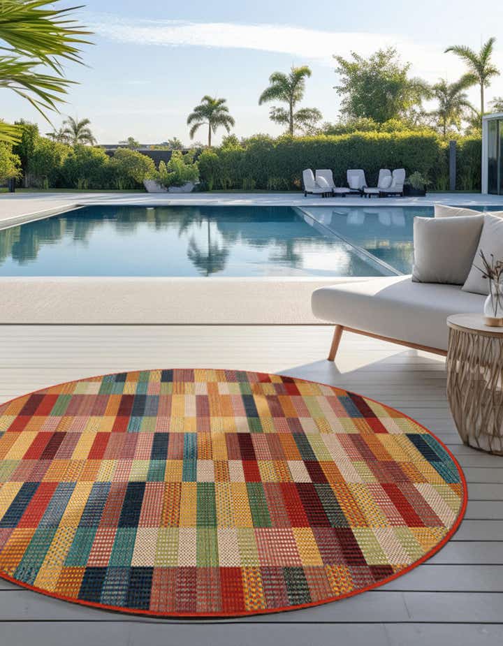Multicolor 6' 1 x 6' 1 Baja Outdoor Round Rug | Rugs.com