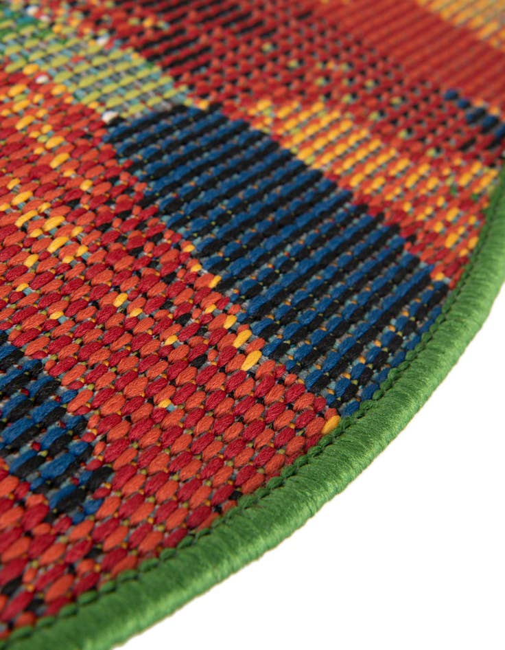 Detail image of  10' x 10'  Washable Baja Indoor / Outdoor Round Rug