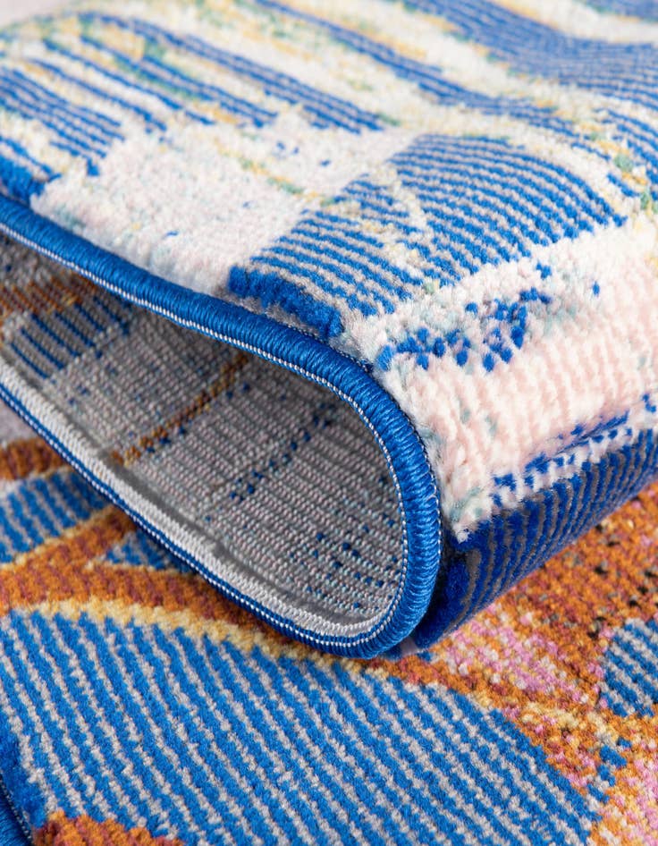 Detail image of  3' 3 x 3' 3 Blossom Round Rug