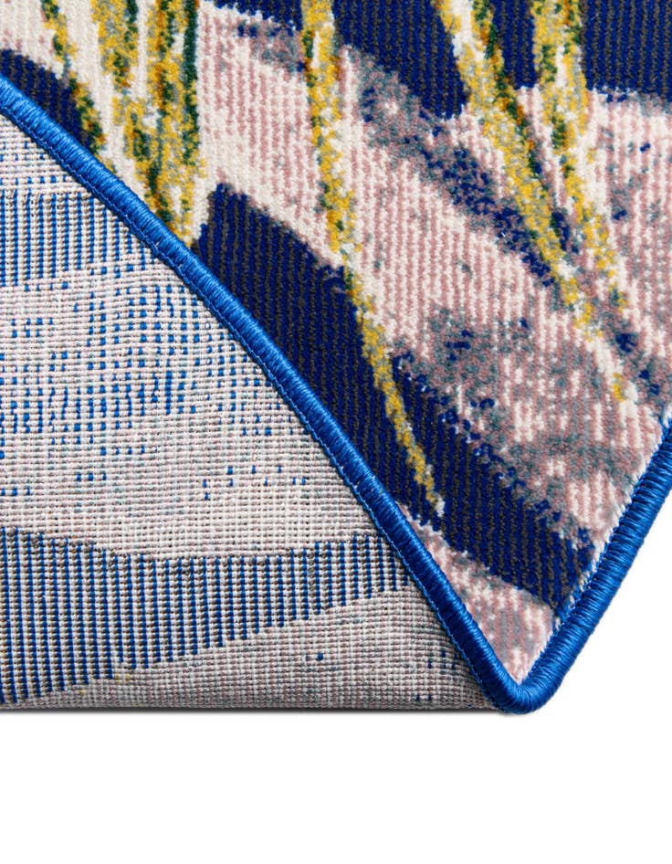 Detail image of  3' 3 x 3' 3 Blossom Round Rug