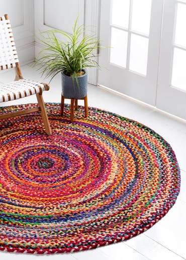  6' 1 x 6' 1  Hand Braided Chindi Round Rug