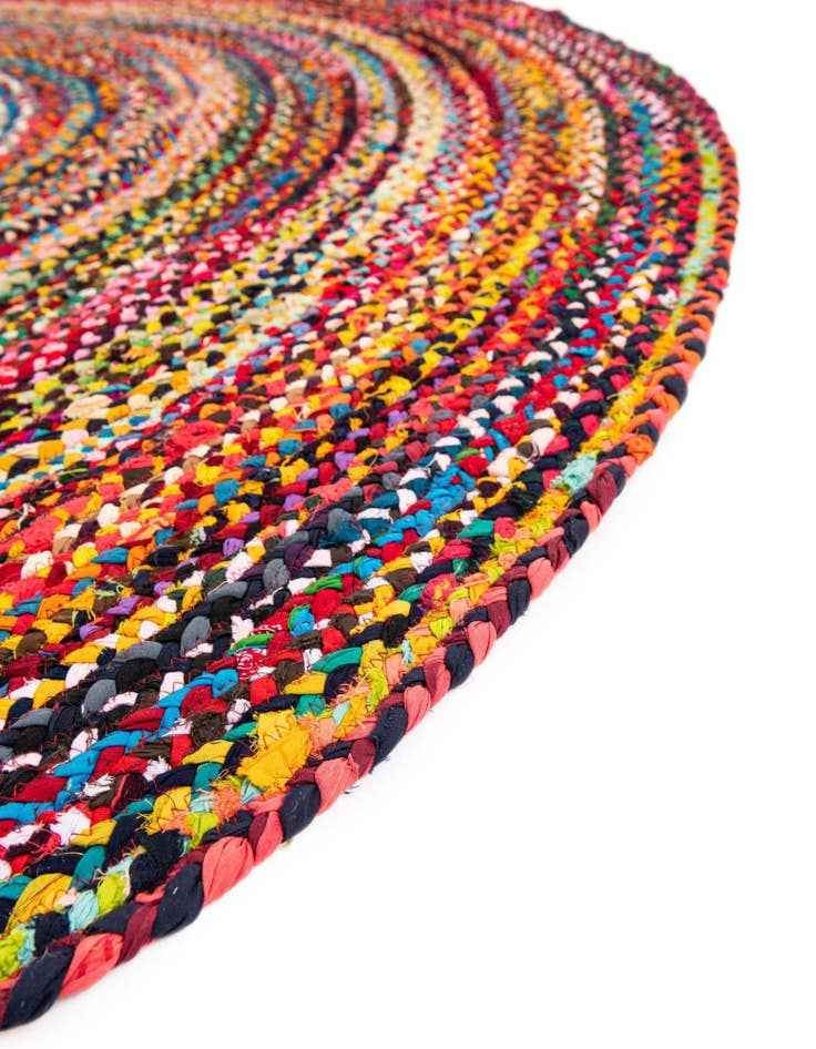 Detail image of  4' 1 x 4' 1  Hand Braided Chindi Round Rug