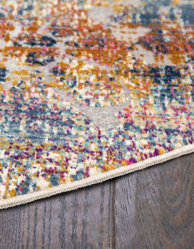 Detail image of  3' 7 x 3' 7 Budapest Round Rug