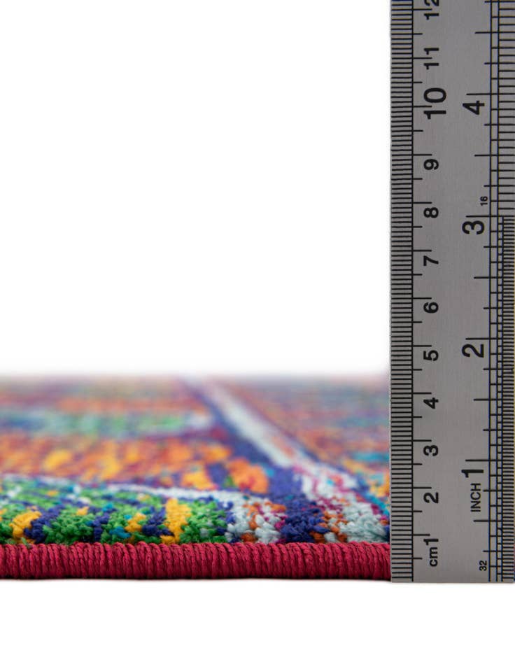 Detail image of  7' 10 x 7' 10 Calypso Round Rug