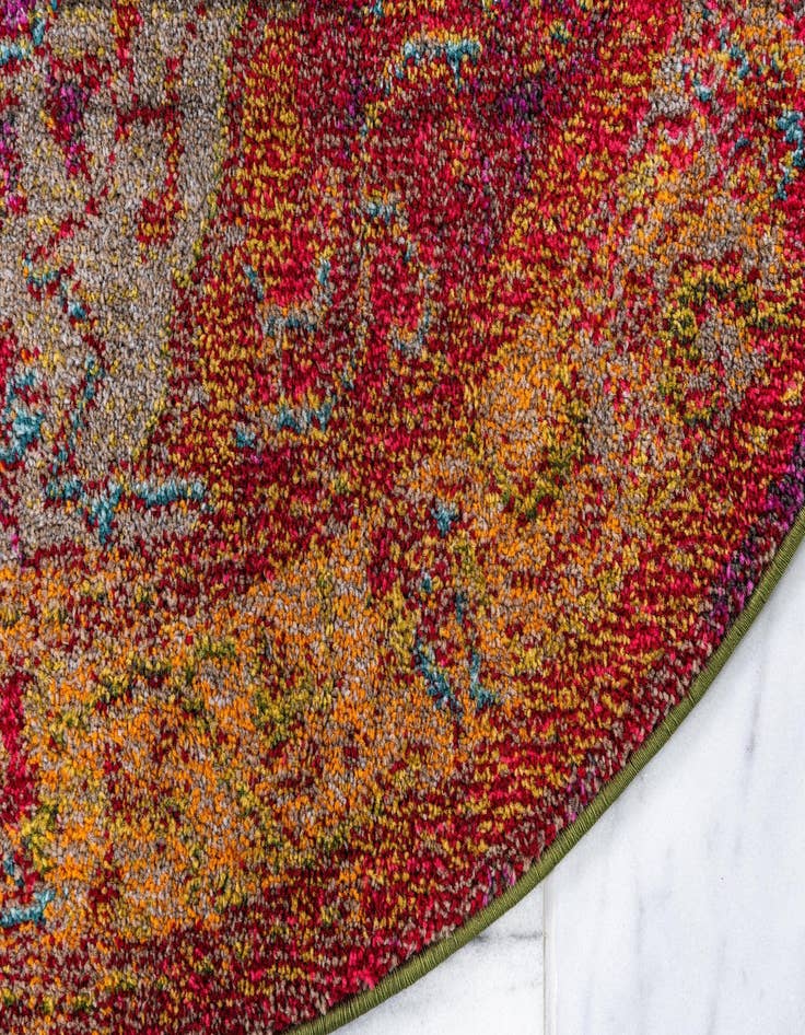 Detail image of  4' x 4'  Washable Carnevale Round Rug