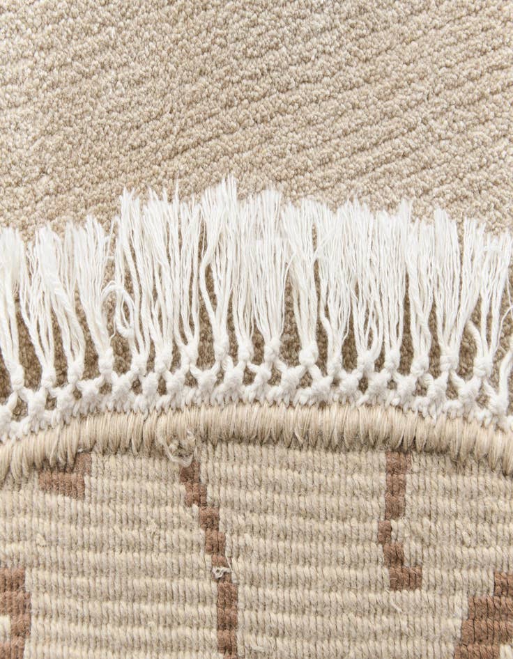Detail image of  5' x 5'  Hand Knotted Darya Wool Round Rug