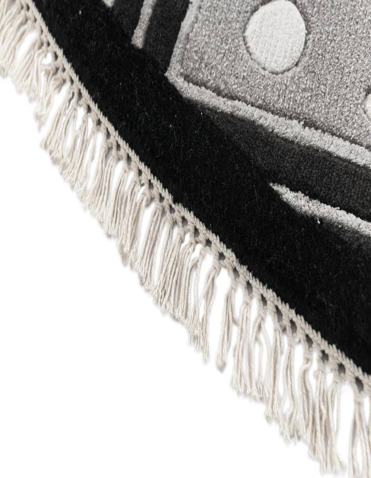 Detail image of  6' 5 x 6' 5  Hand Knotted Darya Wool Round Rug