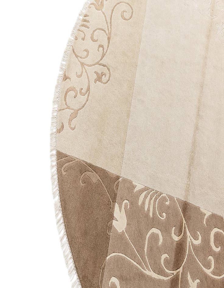 Detail image of  6' 7 x 6' 7  Hand Knotted Darya Wool Round Rug