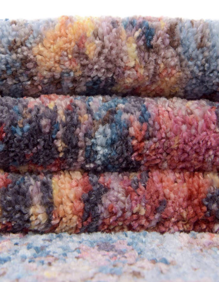 Detail image of Jill Zarin 8' x 8' Downtown Chelsea Round Rug