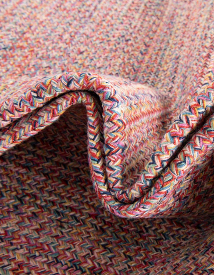 Detail image of  3' 3 x 3' 3  Hand Woven Eco Verse   Washable Indoor / Outdoor Round Rug