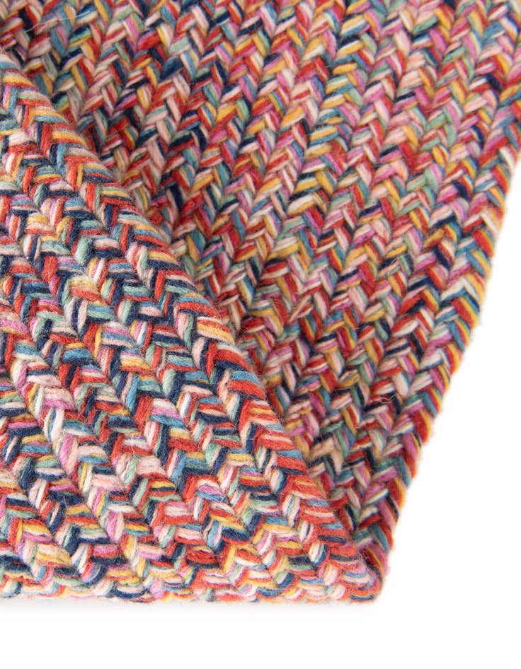 Detail image of  3' 3 x 3' 3  Hand Woven Eco Verse   Washable Indoor / Outdoor Round Rug