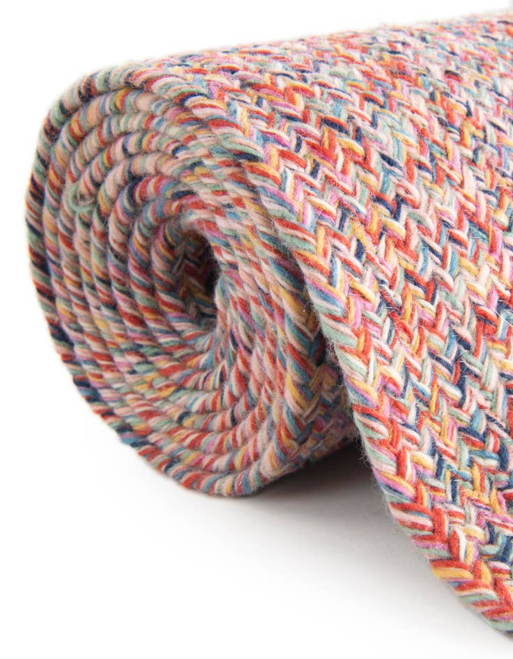 Detail image of  3' 3 x 3' 3  Hand Woven Eco Verse   Washable Indoor / Outdoor Round Rug