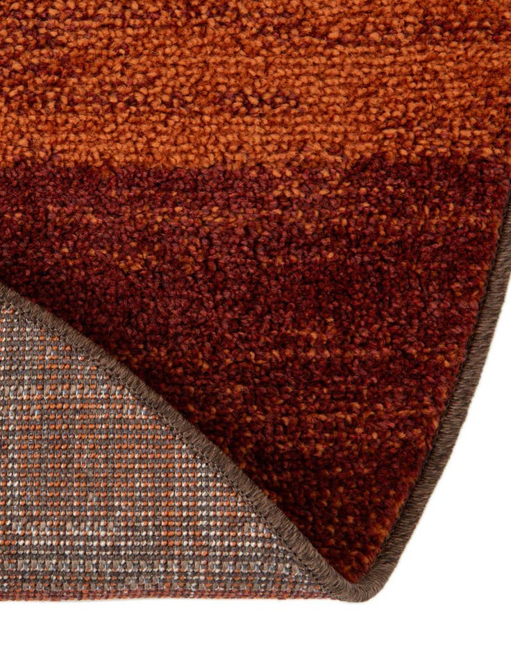 Detail image of  7' 10 x 7' 10 Equinox Round Rug