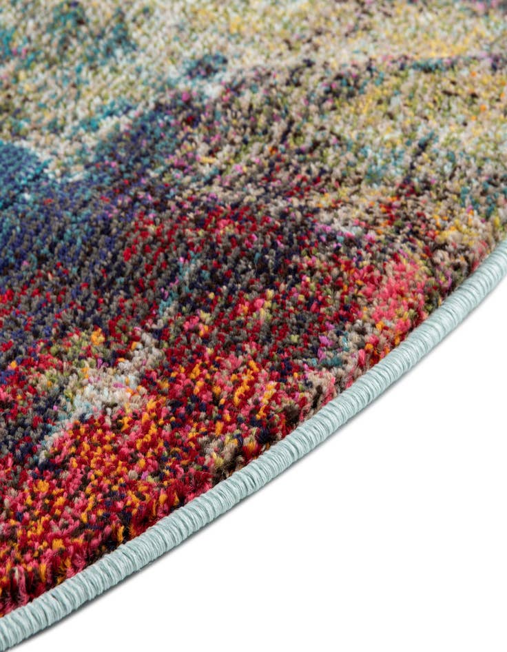Detail image of  7' 10 x 7' 10  Washable Haerfest Round Rug